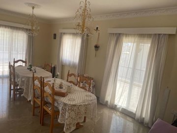 484075-house-in-oroklini-tourist-areaorig