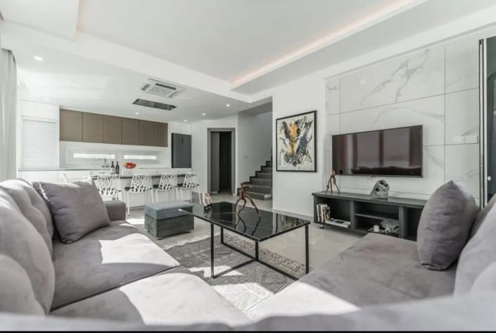 Image No.5-4 Bed House for sale