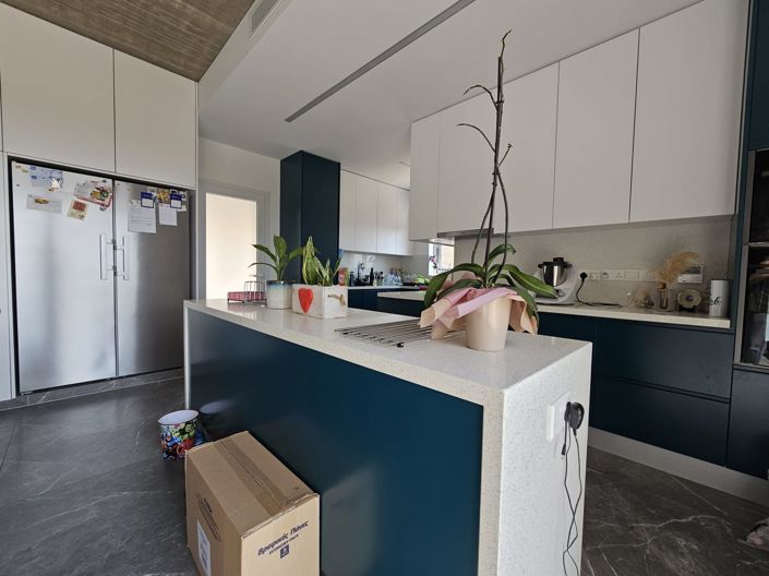 Image No.4-4 Bed House for sale