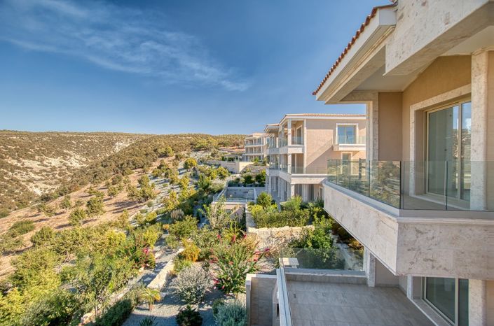 Image No.7-6 Bed House for sale