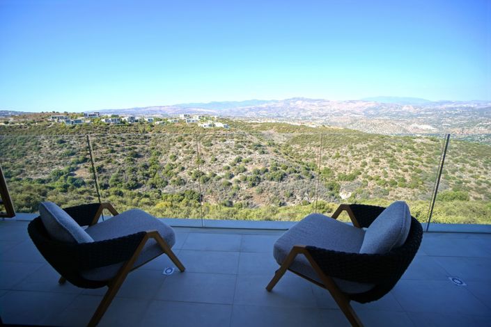 Image No.1-3 Bed House for sale