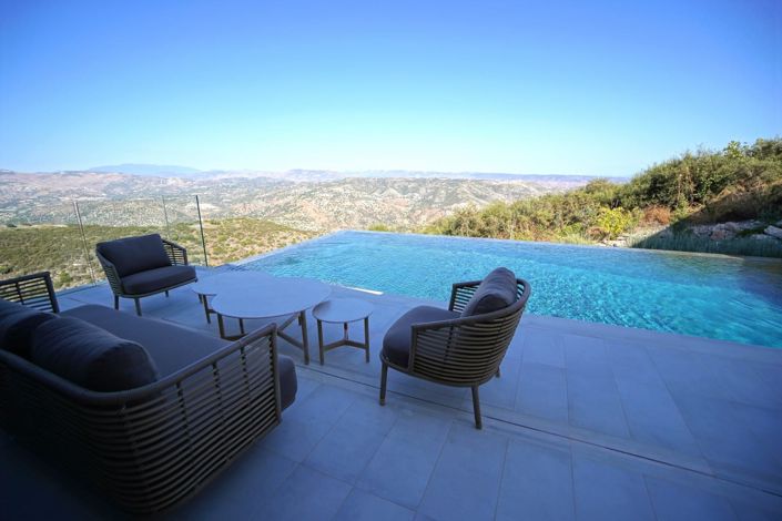 Image No.2-Maison de 3 chambres à vendre à Tsada