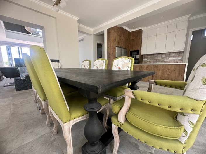 Image No.8-5 Bed House for sale