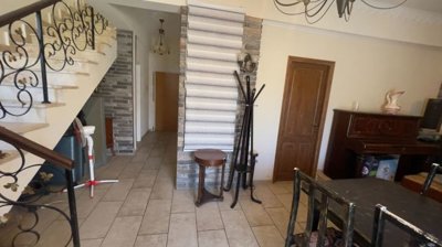 494965-house-in-pyla-tourist-areaorig