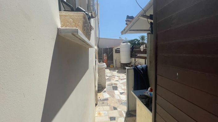 Image No.9-4 Bed House for sale