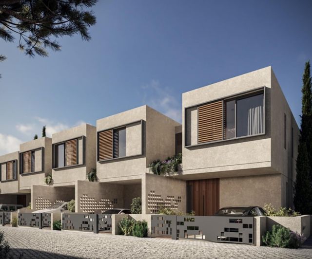 Image No.1-2 Bed House for sale