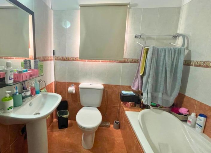 Image No.4-3 Bed House for sale