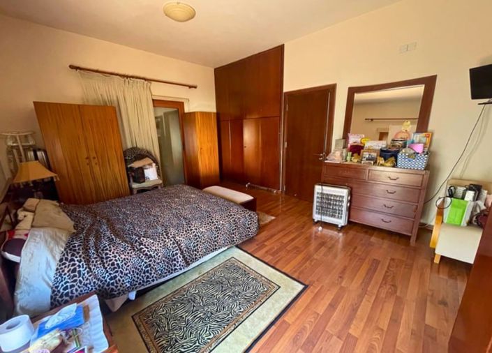 Image No.6-3 Bed House for sale