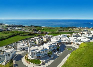 499921-villas-houses-in-chlorakafull