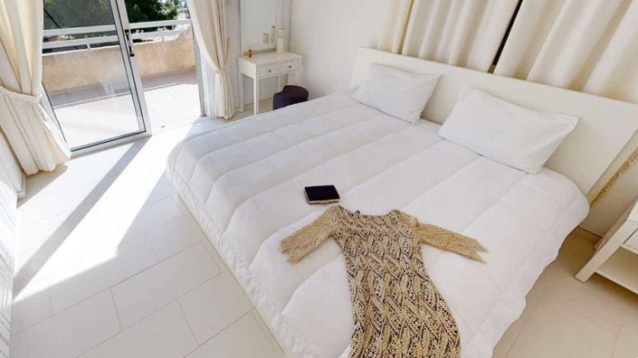 Image No.4-4 Bed House for sale