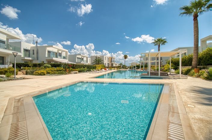 Image No.8-4 Bed House for sale