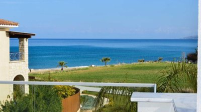 500187-villas-houses-in-latchiorig