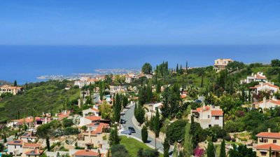 501778-villas-houses-in-kamares-villageorig