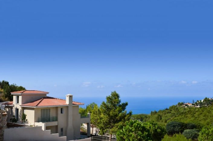 Image No.3-4 Bed House for sale