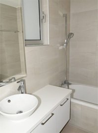 502462-villas-houses-in-chlorakafull