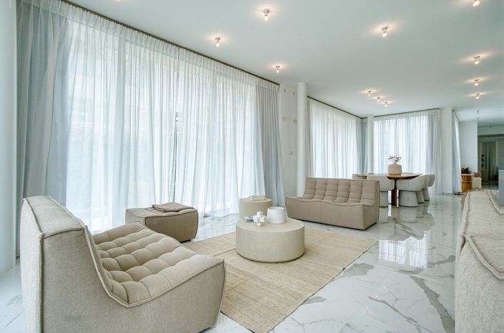 Image No.9-4 Bed House for sale