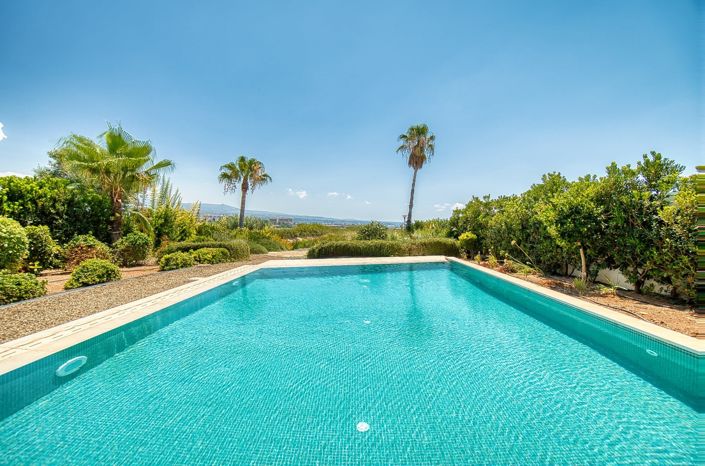 Image No.4-5 Bed House for sale