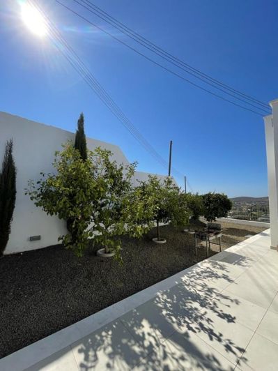 Image No.4-5 Bed House for sale