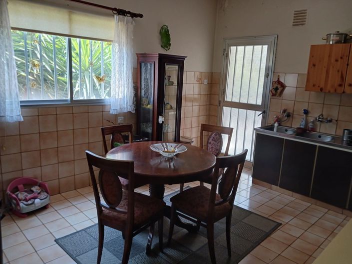 Image No.6-Maison de 4 chambres à vendre à Agios Athanasios