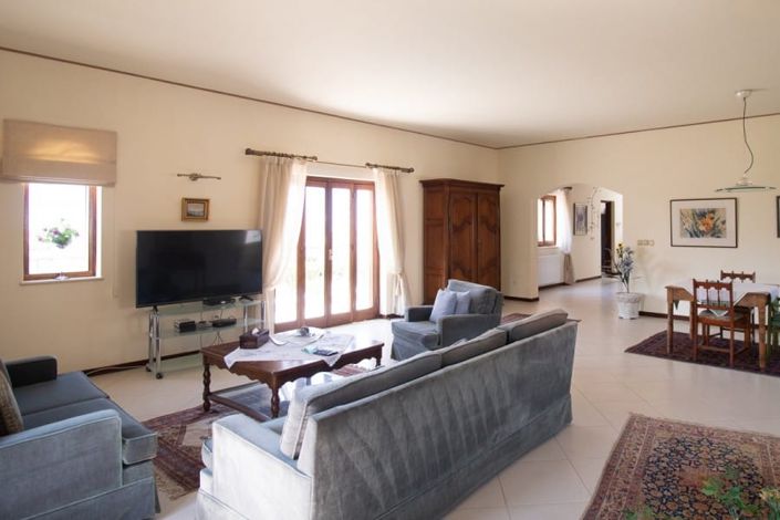 Image No.3-Maison de 5 chambres à vendre à Paphos