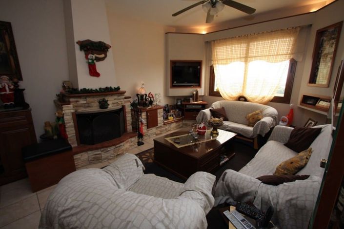 Image No.3-Maison de 4 chambres à vendre à Chlorakas