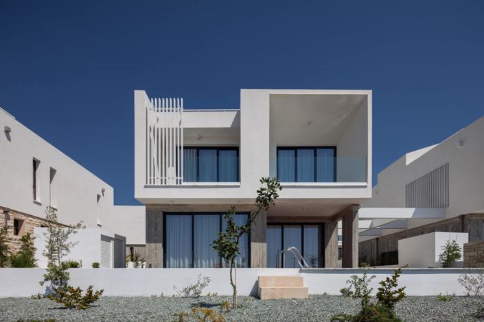 Image No.1-4 Bed House for sale