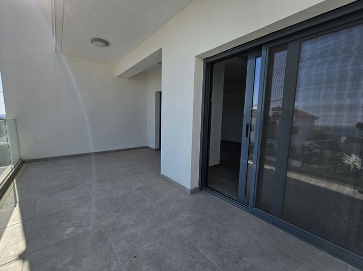 Image No.5-Maison de 6 chambres à vendre à Agios Tychonas