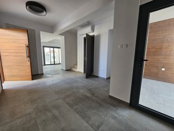 514515-semi-detached-villa-for-sale-in-select