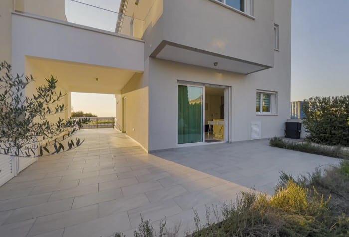 Image No.1-3 Bed House for sale