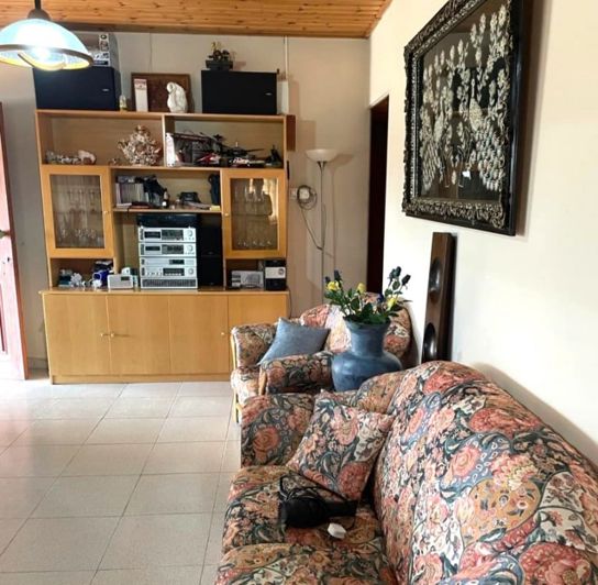 Image No.6-3 Bed House for sale