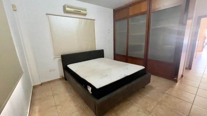 Image No.10-Maison de 5 chambres à vendre à Oroklini