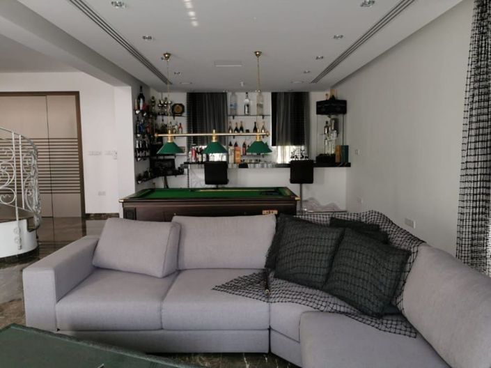 Image No.6-5 Bed House for sale