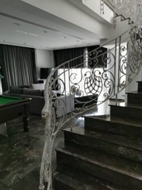 517065-house-in-oroklinifull