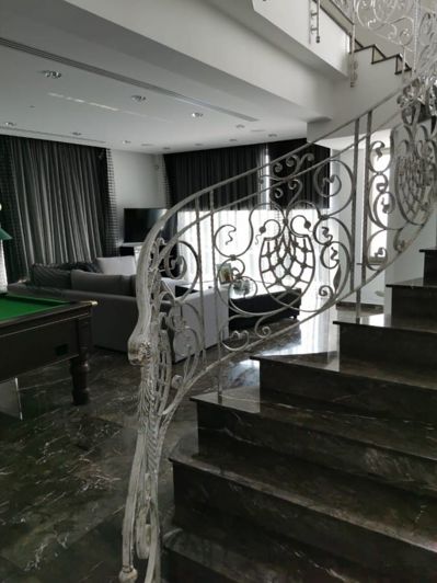 Image No.9-5 Bed House for sale