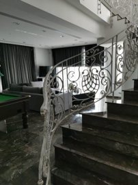 517065-house-in-oroklinifull
