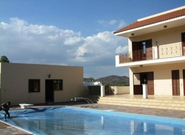 517190-house-in-ayia-annafull