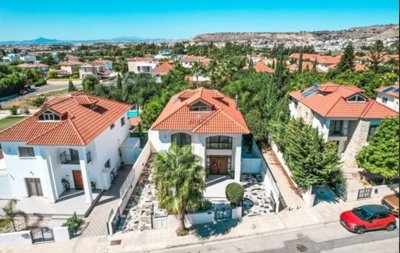 517795-detached-villa-in-oroklinifull
