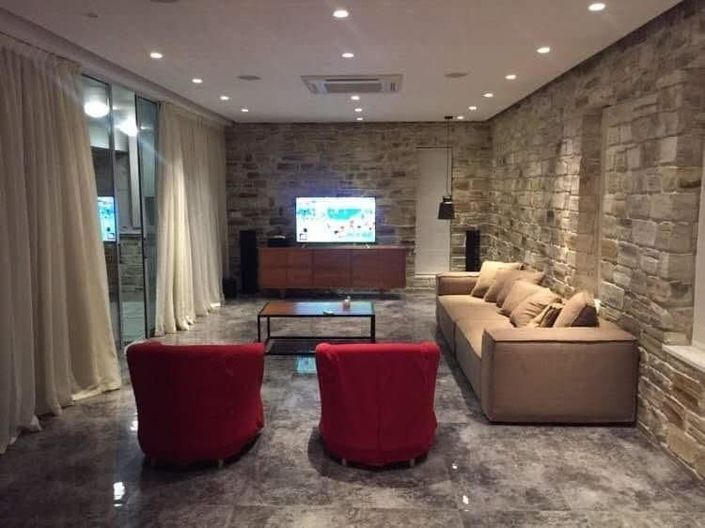 Image No.3-4 Bed House for sale