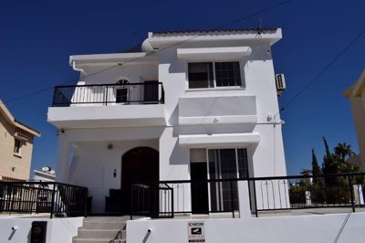 520557-luxury-five-bedroom-detached-villa-for