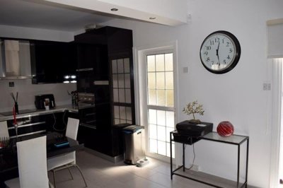 520561-luxury-five-bedroom-detached-villa-for