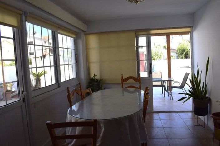 Image No.9-5 Bed House for sale