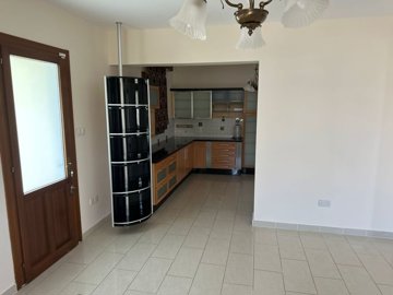 521225-detached-villa-in-faneromeniorig