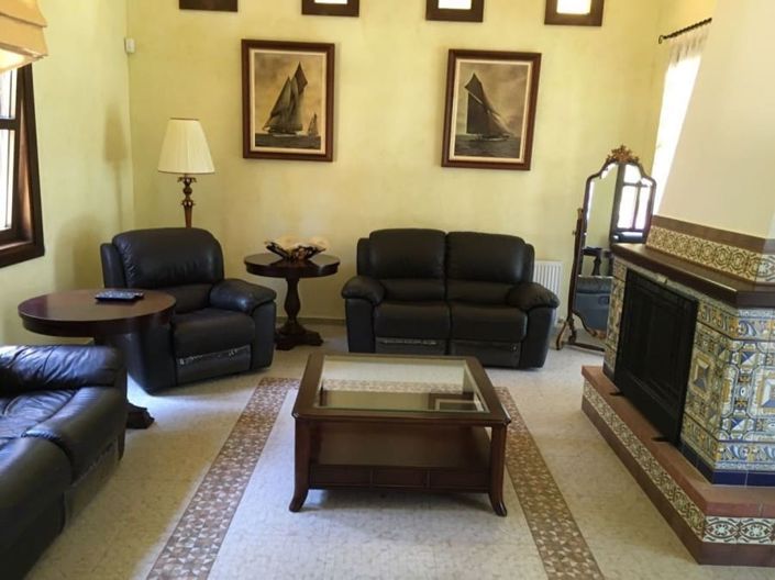 Image No.3-4 Bed House for sale