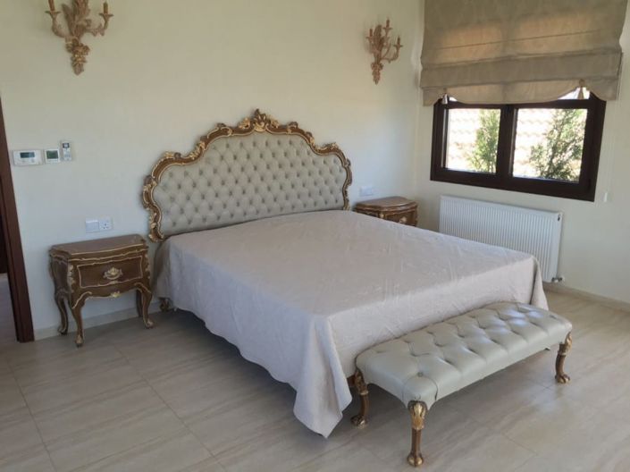 Image No.5-4 Bed House for sale