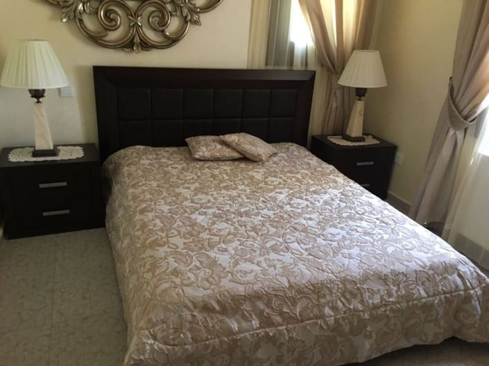 Image No.6-4 Bed House for sale