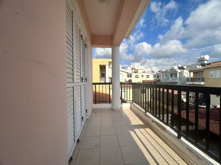 Image No.8-4 Bed House for sale