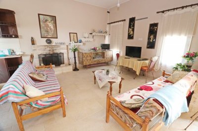 525965-bungalow-for-sale-in-choletriafull