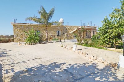 525961-bungalow-for-sale-in-choletriafull