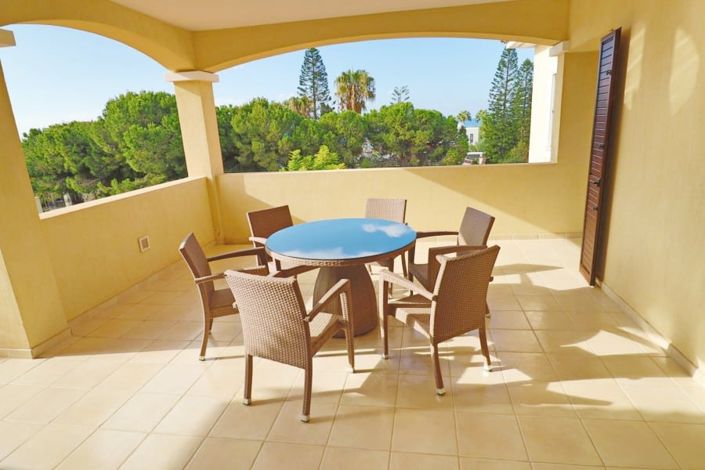 Image No.5-5 Bed House for sale