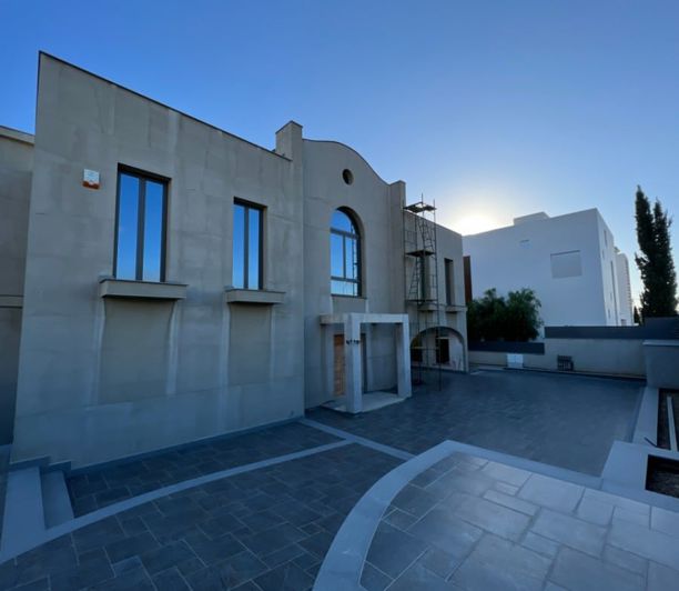 Image No.10-Maison de 5 chambres à vendre à Agios Tychonas